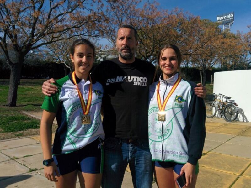 El Club Náutico Sevilla se cuelga 13 medallas en los Nacionales de remoergómetro y fondo
