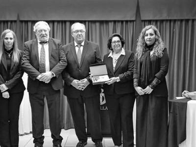  Jesús Bollit ensalza la identidad ceutí en un pregón de Semana Santa de gran altura en Sevilla 