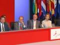 Presentación en Congreso Internacional de Universia. Miembros de la mesa presidencial discuten sobre temas académicos.