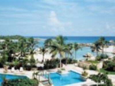 El hotel Sunscape Puerto Aventuras abre sus puertas tras el paso del huracán Wilma