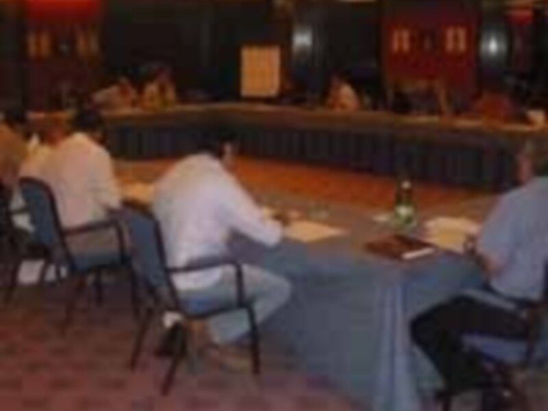 La FEB convoca a los directores deportivos de la LEB