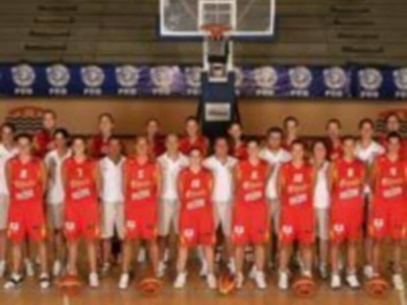La selección femenina de baloncesto jugará hoy su primer partido en la Copa Eletrobrás 2006 en Sao Paulo