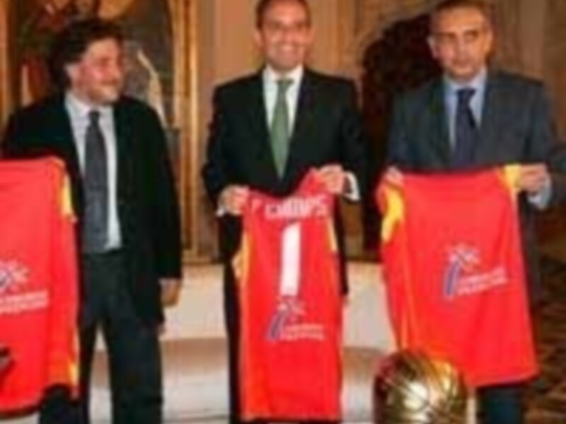La Comunidad Valenciana recibe a los campeones del mundo de baloncesto
