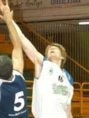 Henk Norel sorprende una semana más en la liaga adecco leb-2 de baloncesto