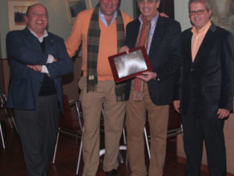 Jose Luis Saez, homenajeado por la peña Iscariote.