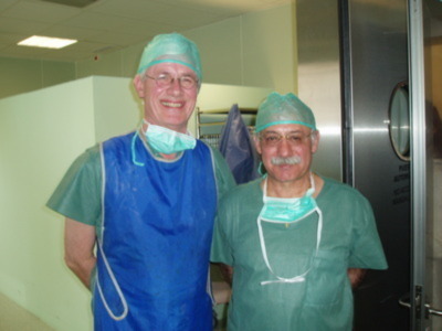 El Hospital Infanta Luisa de Sevilla, pionero mundial en utilizar la Epiduroscopia en patologías de la columna