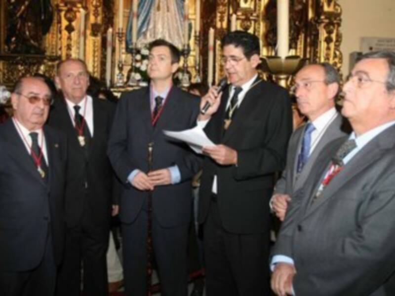 Baston de Mando de los abogados al Silencio