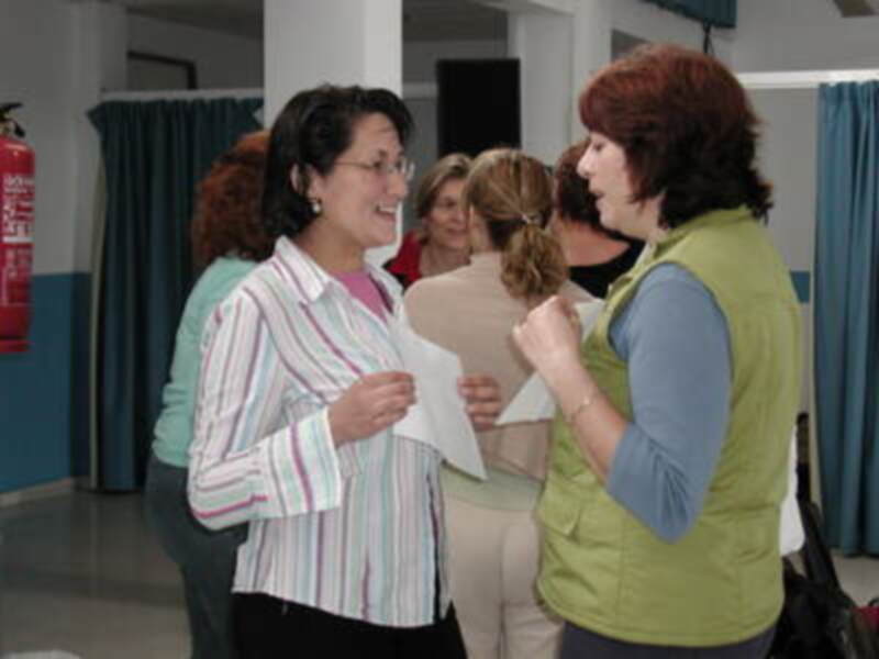 Comienza el taller de Risoterapia para las mujeres de Gines