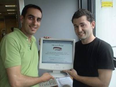 Dos jóvenes vascos eran los autores de todosconlapantoja.com