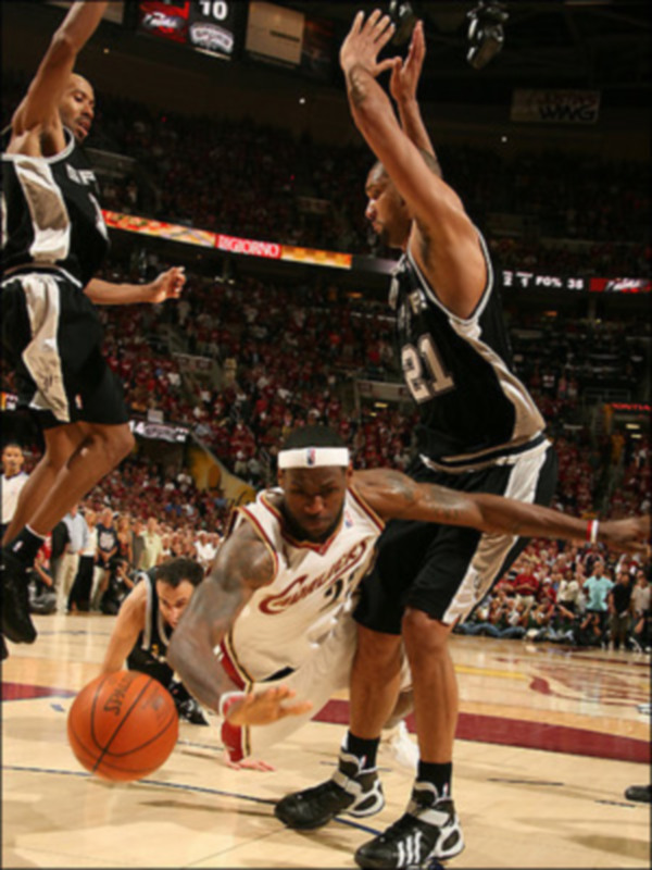 San Antonio Spurs a una Victoria del Anillo de la NBA
