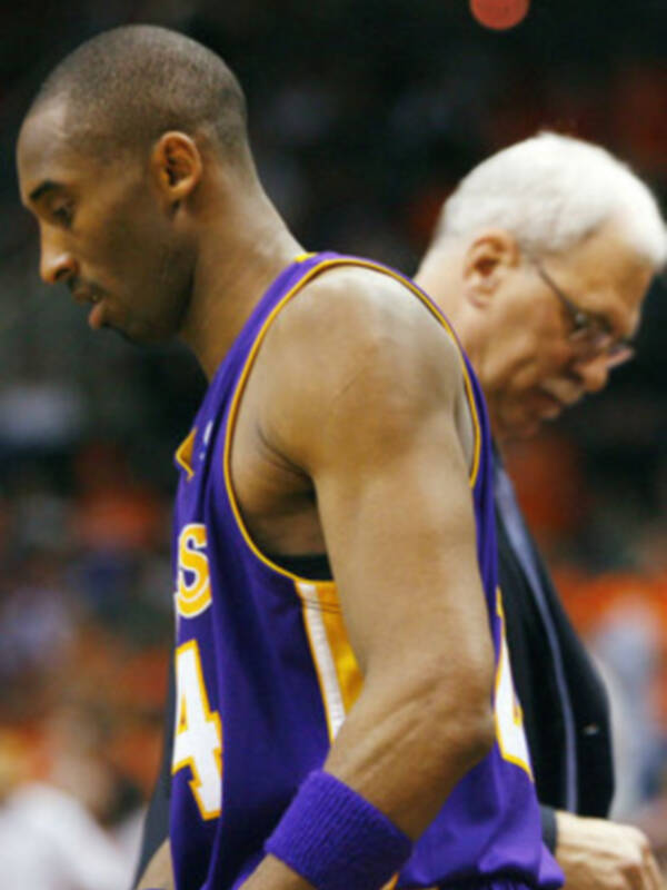 Kobe Bryante desea marcharse de los Lakers