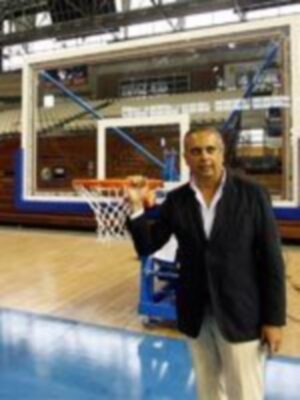 Jose Luis Sáez presenció los trabajos que se ultiman en el Palacio de San Pablo de Sevilla