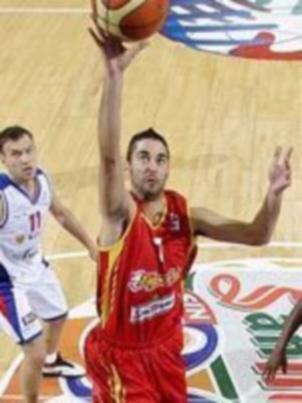 España muestra su fortaleza superando a Rusia (69-81) y se clasifica para la Fase Final