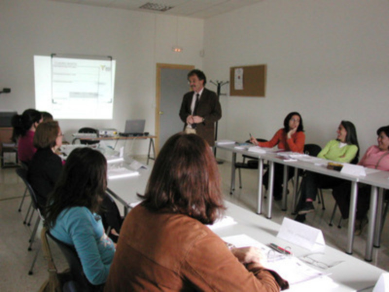 Los emprendedores del Aljarafe aprenden en Gines a poner en marcha su propio negocio
