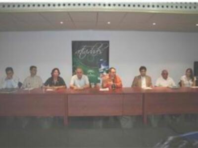 DEPORTISTAS, TÉCNICOS  Y MÉDICOS ANALIZARON EN MAIRENA DEL ALJARAFE LOS BENEFICIOS DEL EJERCICIO FÍSICO EN LOS MAYORES 