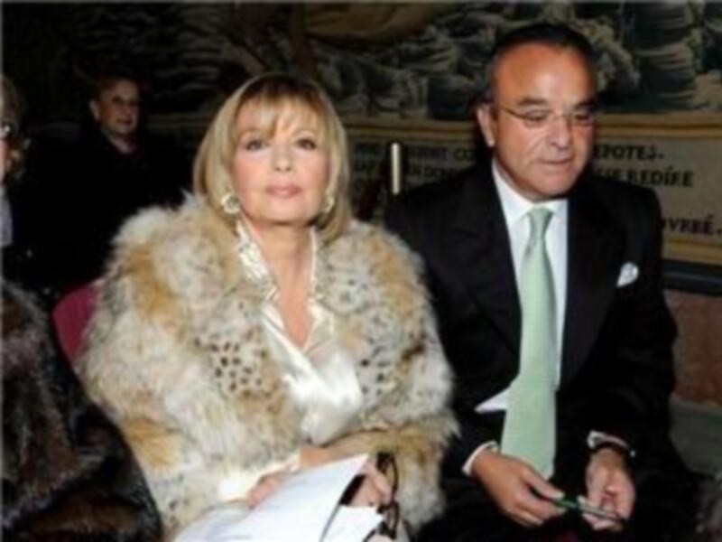 MARIA TERESA CAMPOS , FIN DE SEMANA CON SU NOVIO EN SEVILLA