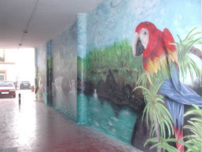 Arte urbano graffitero para decorar las calles de Gines