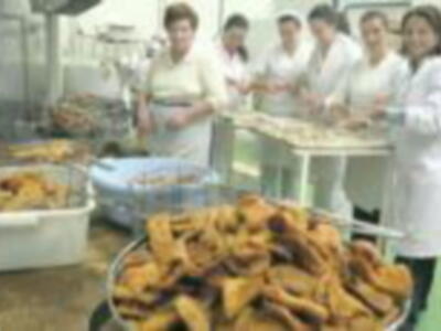 Los pestiños y torrijas para esta Semana Santa tienen nombre de mujer Lupita.