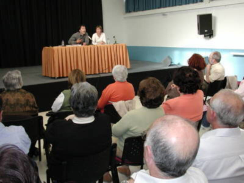 Gines: una ponencia se acercó a los "trovadores de repente" en Andalucía