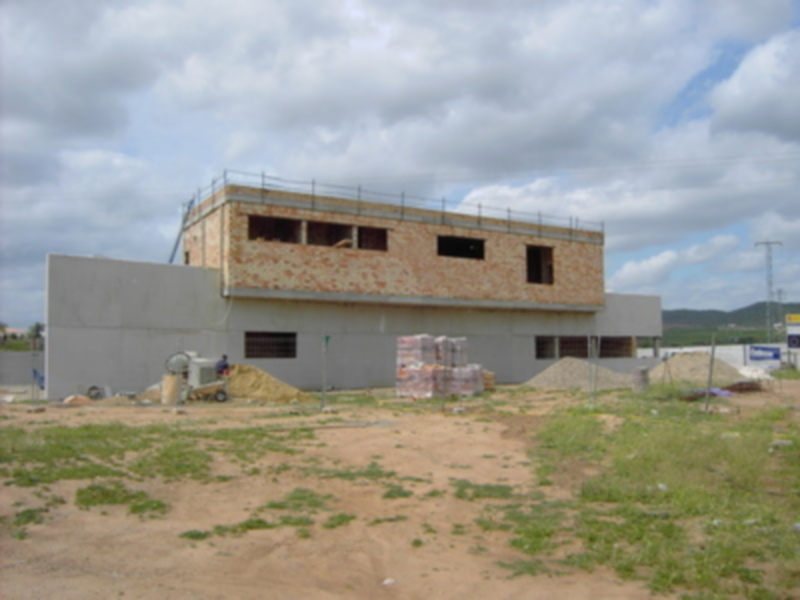 A buen ritmo las obras de construcción del nuevo Parque de Bomberos de Lora del Río 