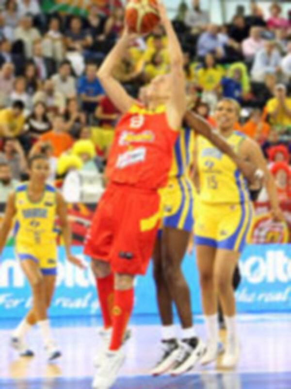 España perdió con Brasil (71-68) y se enfrentará el viernes en cuartos contra Cuba