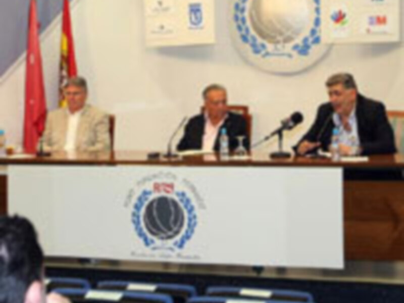 Pedro Ferrándiz y Vicente Paniagua inauguraron el III Master de Periodismo en Madrid