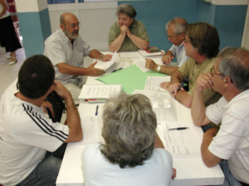 Los vecinos de Gines comienzan a elaborar sus primeros Presupuestos Participativos, una iniciativa pionera en el Aljarafe