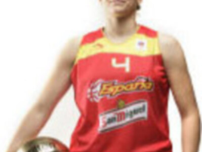 Laura Nicholls: Tengo el instinto de ir siempre a por el rebote