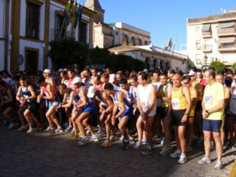 Gines: 1.000 corredores participaron este domingo en la XXVI Carrera de Fondo del Aljarafe