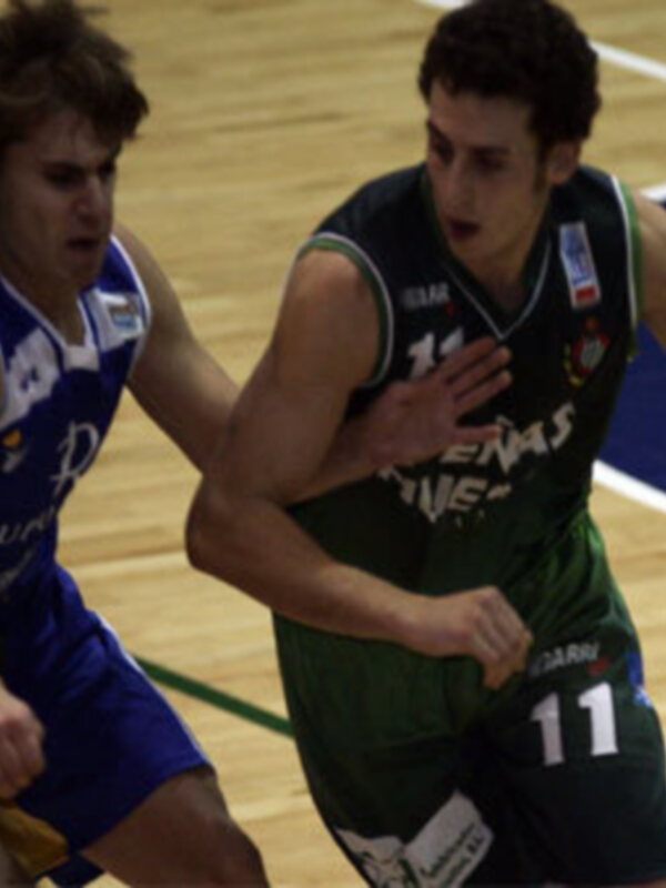Plasencia coge confianza tras vencer a Jerez en la Adecco LEB Plata
