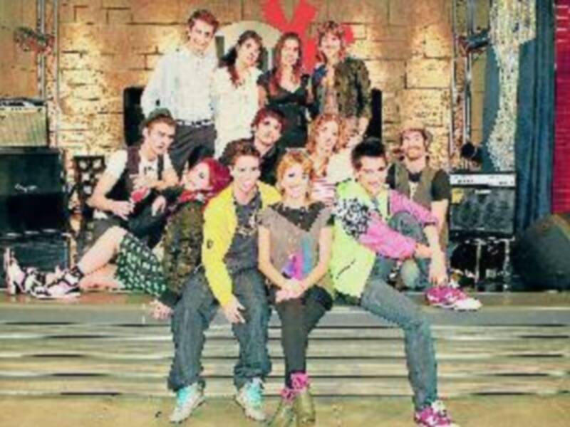 Antena 3 TV estrena '18', la serie  