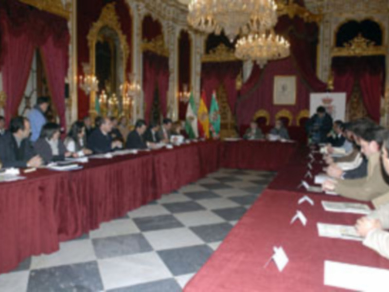 Diputación de Cádiz entrega las memorias que permitirán emprender más de cien obras en la provincia