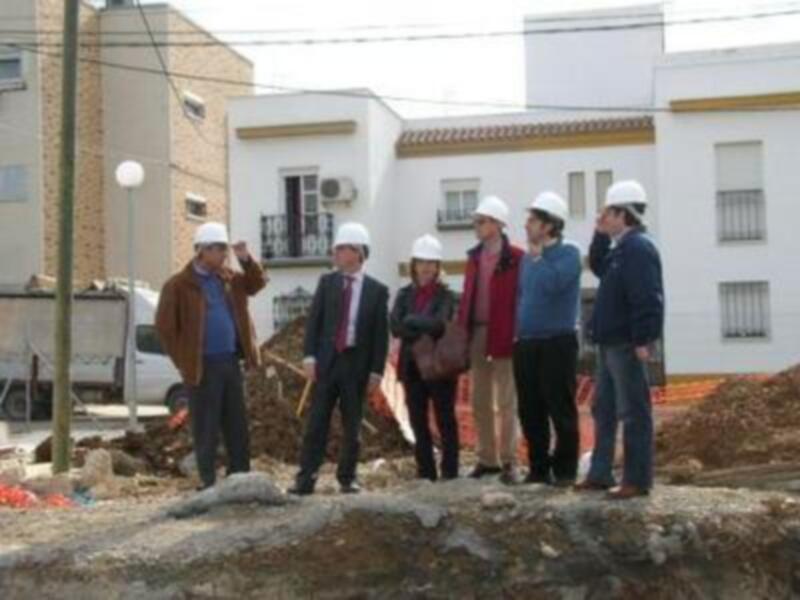 La piscina cubierta climatizada de Cantillana abrirá al público tras el verano