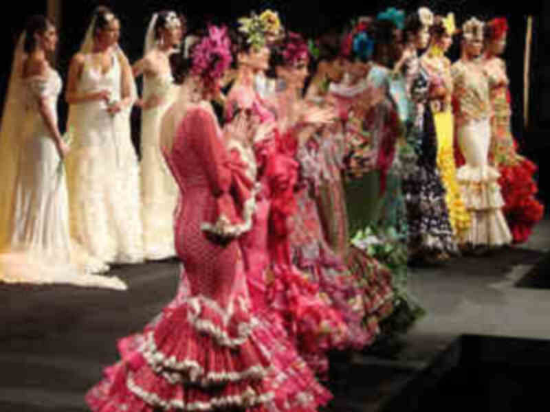 El XV Salón Internacional de Moda Flamenca, Simof 2009, congrega en Fibes a más de 40.000 personas en cuatro días