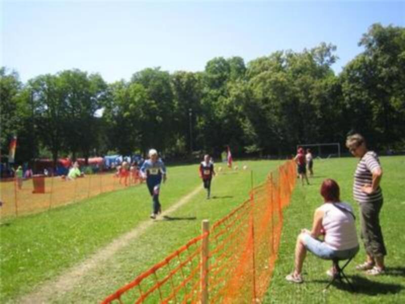 Más de 650 deportistas de 12 países participarán en el II Trofeo Internacional de Orientación en Almadén de la Plata