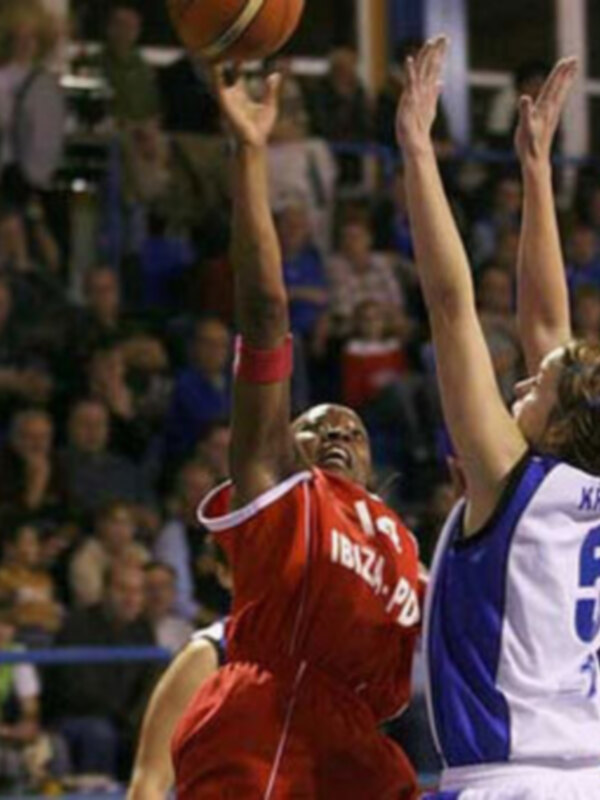EBE Ibiza PDV-Perfumerías Avenida, adelanto de la Copa en la Liga Femenina