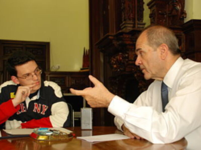 ENTREVISTA AL PRESIDENTE DEL PSOE Y DE LA JUNTA DE ANDALUCÍA, MANUEL CHAVES, QUE HABLA EN EXCLUSIVA PARA SEVILLAPRESS.COM.