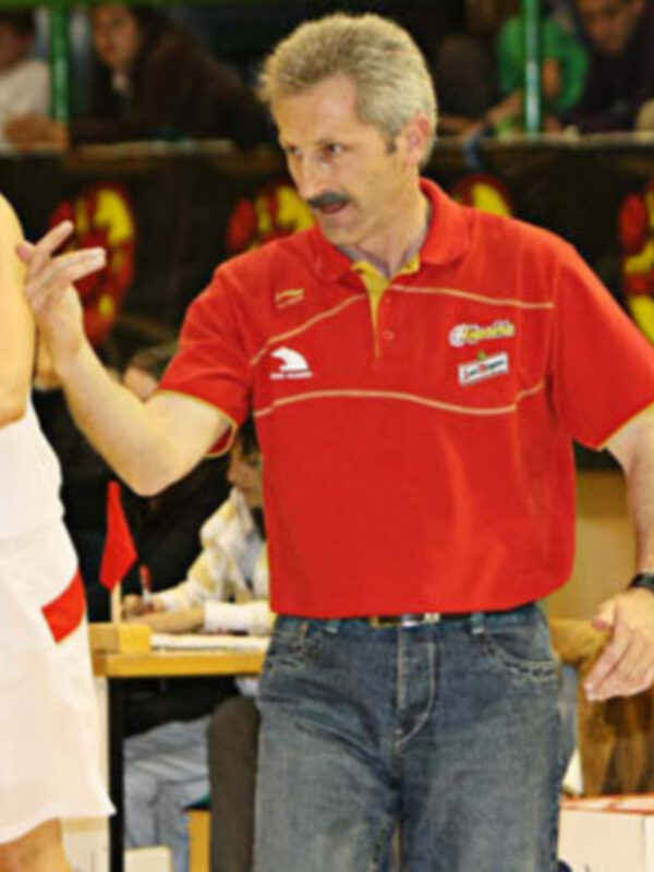 Evaristo Pérez anuncia la lista de 15 jugadoras preseleccionadas para el EuroBasket de Letonia
