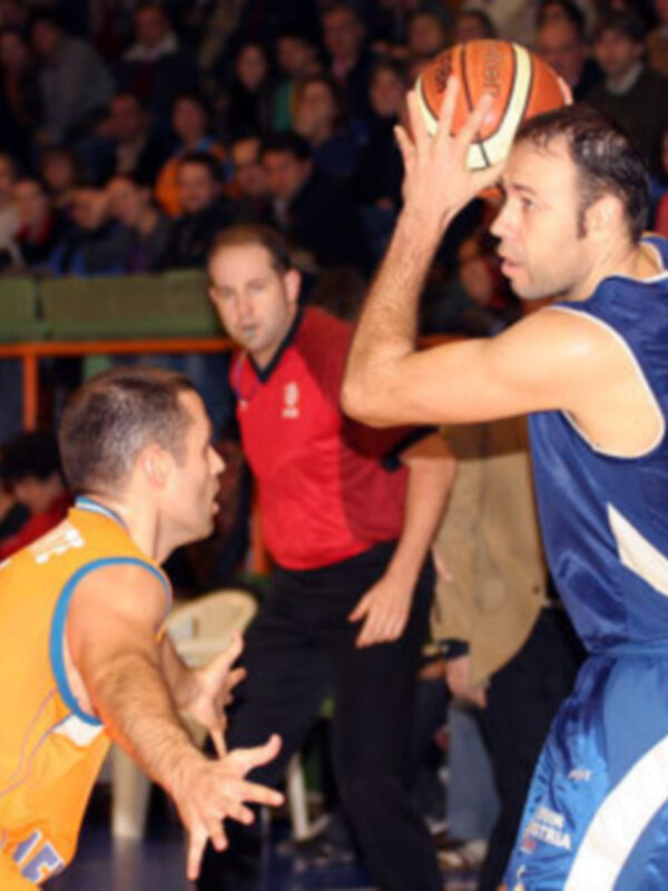 HNV Navarra iguala la eliminatoria con el CB Tarragona en la Adecco LEB Plata