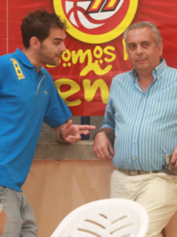 Sorpresa en San Fernando: visita de Calderón