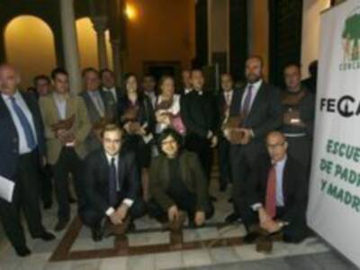 Manuel Contreras ,Fernando Iwasaki , Carmen Gavira,José Dugo y Juan Diego Márquez, y Javier Caraballo, premiados