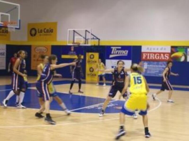¡27 triples en un partido de baloncesto femenino!