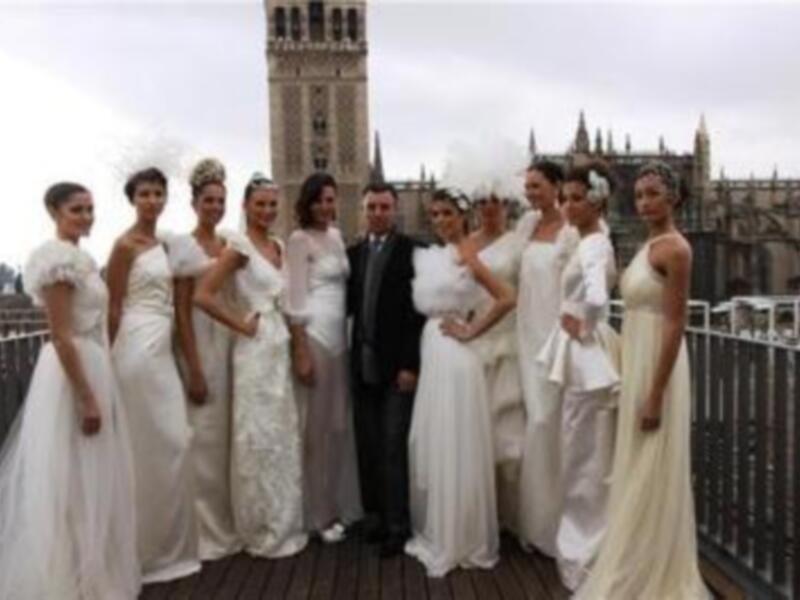 Fernando Claro presenta en una suite nupcial su Colección de Novias