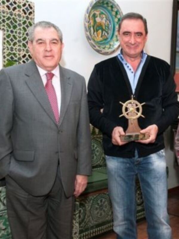 Carlos Herrera Crusset recibe el Timón de Oro, máximo galardón otorgado por FEAAV