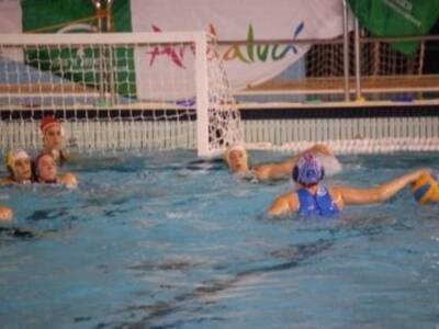 El C.W. Dos Hermanas-EMASESA se reivindica asaltando la madrileña piscina del Mundial 86
