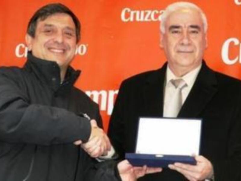 Luciano Alonso destaca en Antequera la buena salud del ciclismo andaluz en su visita a la última etapa de la Vuelta a Andalucía