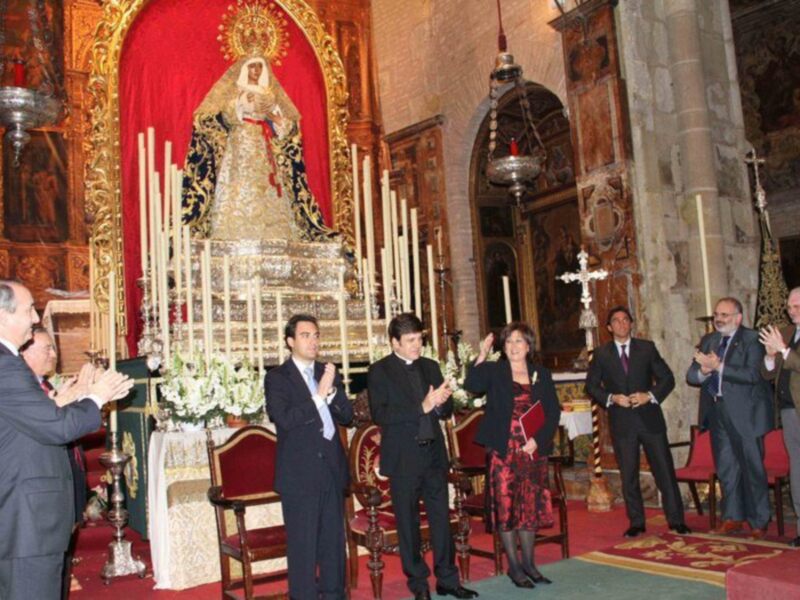 Isabel Fayos pronunció un emotivo pregón de la Semana Santa de triana 2010 