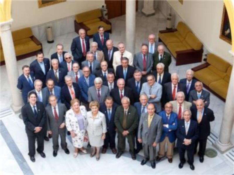 50 años desde su licenciatura en Derecho
