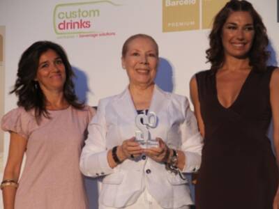 Sevilla se viste de gala por el Décimo Aniversario de la revista Surrealista