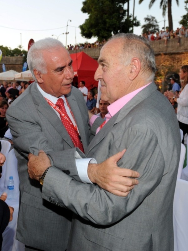 Sevilla celebró anoche la gala de presentación de la Vuelta Ciclista a España